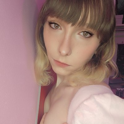 🌸your egirl🌸
cosplayer/ lingerie/ nude