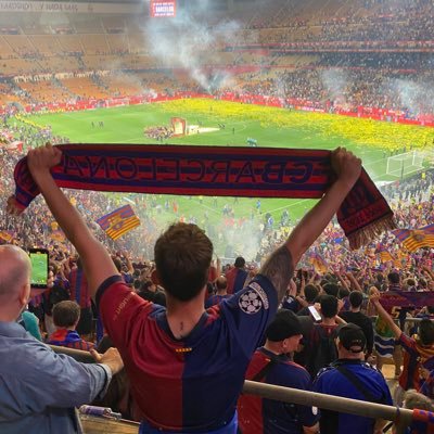 rogercalaa's profile picture. 💙❤️💙❤️
