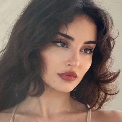lxl_144's profile picture. قوارير نحن، قلوبنا رقيقة لا تحمل الأذى.🤎