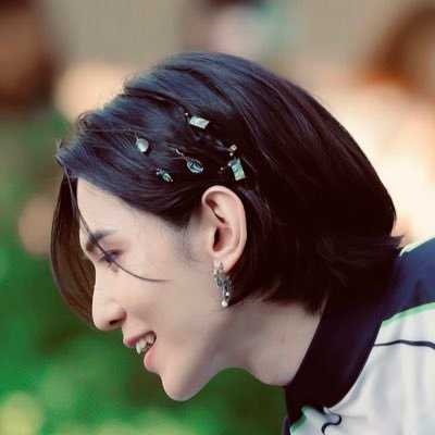 18 ↑ nsfw rpf | age in bio or blocked ! | minors dni !! | yec centric | my baby ꨄ @yvngimates