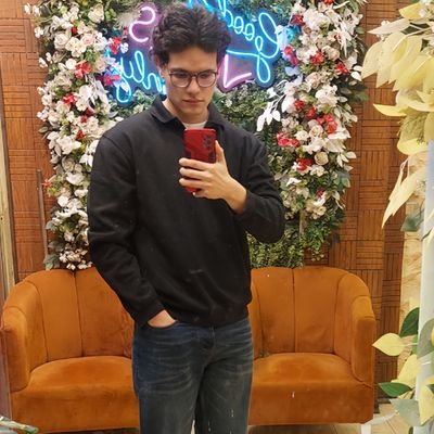 اشهد ان لا اله الا الله و ان محمد رسول الله
physician