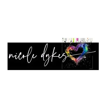 Author Nicole Profile