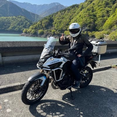 野遊び、サウナ好きのおっさんライダー 偶に富士山🗻ポストします 。基本ソロですがツーリングお誘いください。迷惑避けで鍵ですがフォローご自由に🙇♂️ 🚴♂️・⛺️・♨️・🧖・🍳・☕️・🗻 🚴♂️#Bianchiオルトレxr3 🏍️#400X→#TRACER9GT