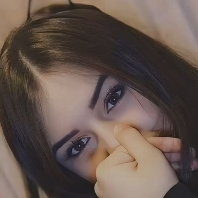 كالـوشـمِ تـَبـقـَى الكلماتُ الَقاسَيّة لــنْ يَمحُوهَا الزّمَــنْ ولــنْ يَمحُوهَا ألــفُ إعتِذار...👌💔🦋
٠خاص 📛⛔ بلوك