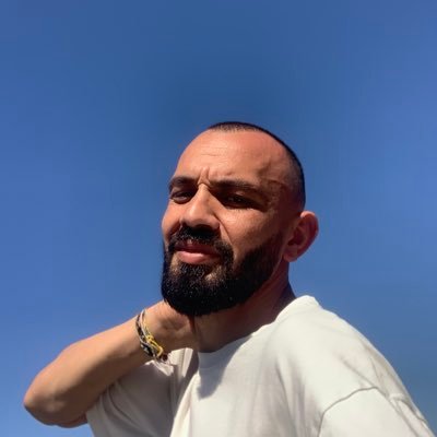 araz_hakan83879's profile picture. 