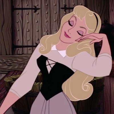 AloyA_loya's profile picture. Aquela autora sáfica ✨ 
Escrevendo o próximo maior romance do mundo (ou sonhando com ele) 👑
ela/dela