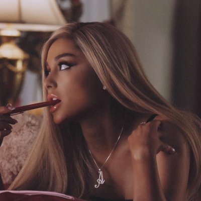 ghostinhq's profile picture. ☁️ Sweetener state of mind | 7 rings, 0 problems 💍
☁️ghostin szn | Dangerous Woman in training
🌙 Living in the light of the moon... and Ari's vocals