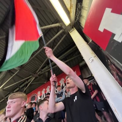 D_Lenno24's profile picture. Bohs till I die⚫️🔴
