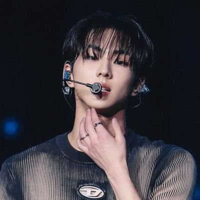 stars4enhypen's profile picture. no thoughts, just enhypen.