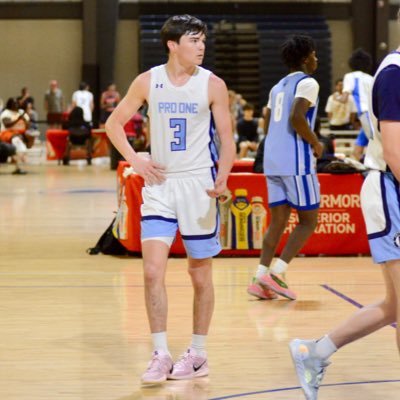 c/o 2027, 6’0, pg/sg, 4.0 gpa, brooks high school mileswarren00@yahoo.com @pro1basketball