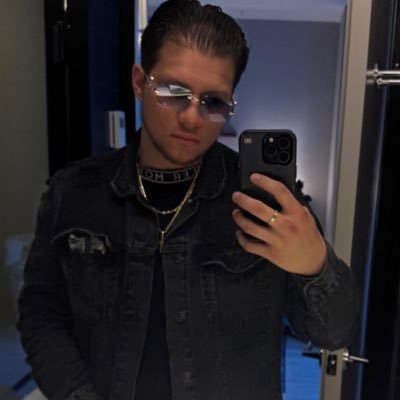 SirFredoThe1rd's profile picture. the wires in your skin are trackers by the government. take them out