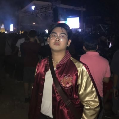 isko 🌻 || livin' for the hope of it all || ig:@rodgeeeoppa