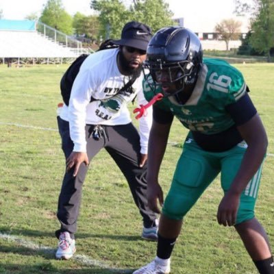 #Girldad USMC Vet| Defensive Line/LB Coach|McDaniel Football Alum| Defensive Coordinator @CarrollDC_FB |Owner of S9 Performance Instagram: S9_Performance