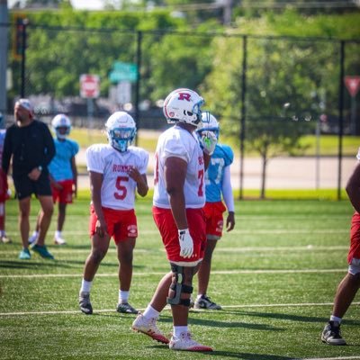 OT @ Archbishop Rummel Highschool 6’4 287 C/O 2026 https://t.co/vDIzYsQpoB