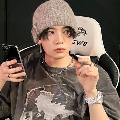 ~ Enhypen Heeseung Fan account ~ ilysb my 🦌est🐹star , our 🌟boy, main🎙️, my 🍀 and❤️