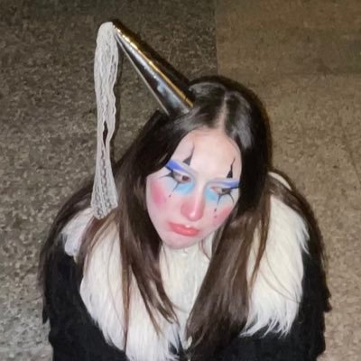 your favorite fashion clown, fashion editor