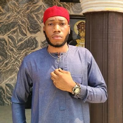 Medical lab scientist 🔬💉
Social media manager 📲
Striving Enterpreneur 🤲
Efficient Error checker @ waec NG🇳🇬
Man Utd fan🔴
Working towards prominence🤲🙏.