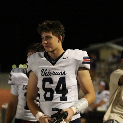 @VMHSEagles 6’7 255lb | Class of ‘26 Tackle | 4.53 GPA | Number: 361-728-1937 Email: dylandurbin64@gmail.com NCAA ID 2506624923 | Luke 1:37 ✝️