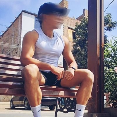 CONTENIDO EROTICO Y SEXUAL SATISFACE TU MENTE Y CUERPO AQUI ....
VERSATIL ACTIVO 🇵🇪
colaboraciones al DM