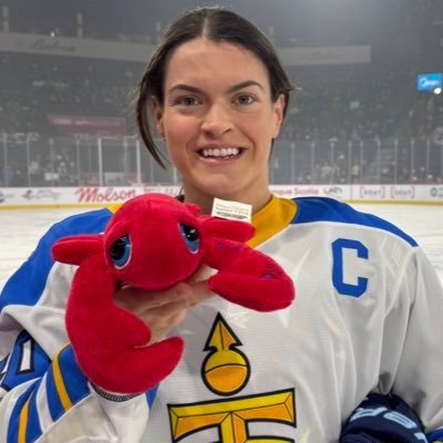 20🇨🇦| #ALLCAPS she/her | Sammy truther 🥪 Capitals and Sceptres