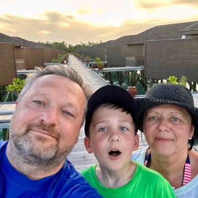 Slazak33's profile picture. 