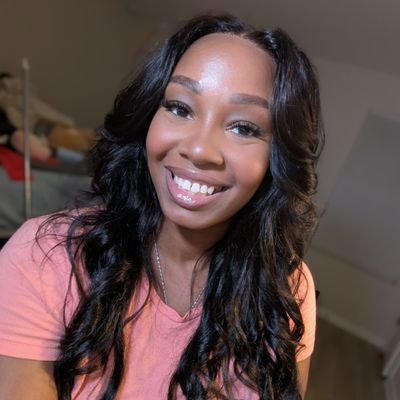 ugcbysummermari's profile picture. 📍 JACKSONVILLE, FL     UGC | Beauty | Lifestyle | Fashion | Food   📨ugcbysummermarie@gmail.com                  My UGC portfolio 👇🏾