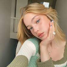 howell_meg91343's profile picture. Recruiting webshell engineers to penetrate websites, with a mont‌hly salary of up to $100,000. I f interested, please contact https://t.co/FHMum4rH8f