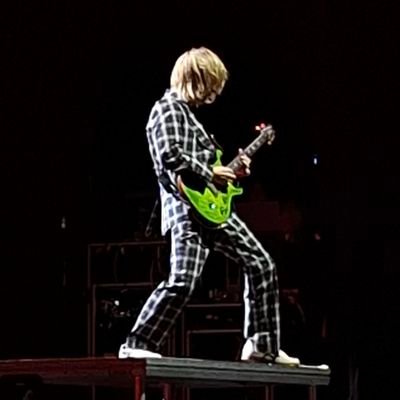 bl00mari's profile picture. ✨️🌿✨