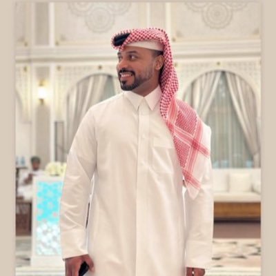 لاعب كرة قدم سابق في alarabi s . c و Lusail s . c عرباوي و اتحادي و مدريدي