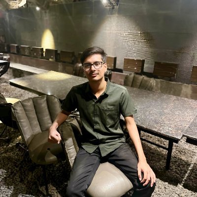 Rahul_jain10's profile picture. ॐ त्र्यम्बकं यजामहे सुगन्धिं पुष्टिवर्धनम्। उर्वारुकमिव बन्धनान्मृत्योर्मुक्षीय माऽमृतात्॥ 🕉️🕉️