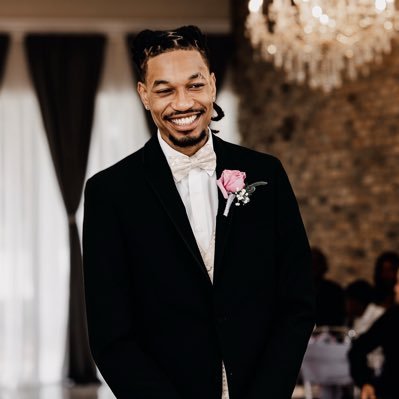 ti_zo13's profile picture. Photographer | Videographer | Entrepreneur 🎥✨
@fineartbykb
 🎨 Let’s create magic together—DM to collab!   New Page ‼
https://t.co/FZvOomyT80