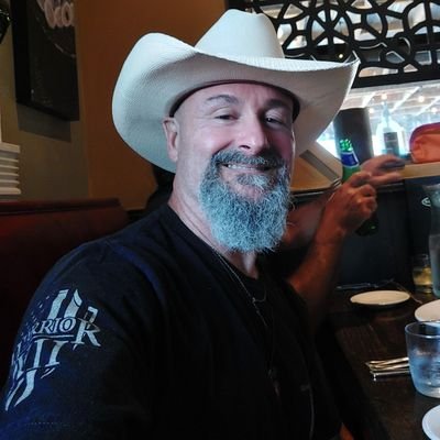 Marine Corps Vet who swore to defend this great Nation from both foreign & DOMESTIC enemies. My OATH has no expiration. OORAH!!!