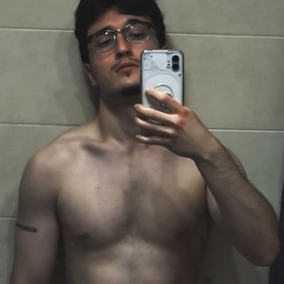 🥋 Cinturón negro | 🎨🦕 Dibujo |
🎬 https://t.co/vKgbEFYoMl
🔬 Graduado en Biotecnología | 🟢 → @ijbolmaoomf
https://t.co/qw9VXoqeG4
🎛️ Music Prod.🎚