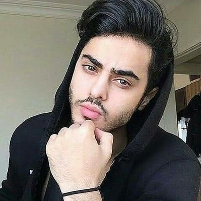 Rubelzmagic's profile picture. Follow to know 😉