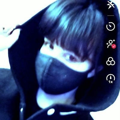 ×. Санти◌⑅⃝ ヾ°さんのプロフィール画像