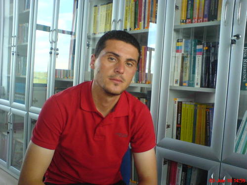 xhevdeti85's profile picture. 