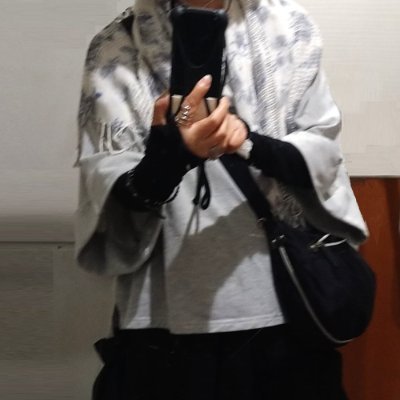 ついにココを去る時が来たかも知れません…ツィッターからXになった時になんとなく感じていました…my船リストの方々は見させて頂きリプもするかもしれませんが基本、此処にはいません~
船が好き☆目と頭が悪く誤字脱字誤読多し、時に妄想癖w
ココの画像は殆どが自身の物なので無断使用は禁止です~m(_ _
