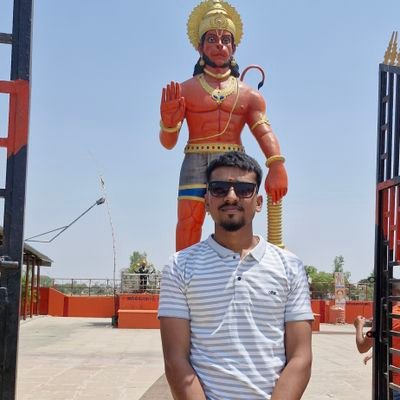 हिंदू 🕉
जय श्री राम🚩🙏
जय श्री महाकाल🚩
follow कीजिये 100℅ follow back milega