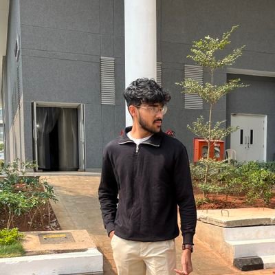 yelugammanideep's profile picture. Guy from tier-3 college