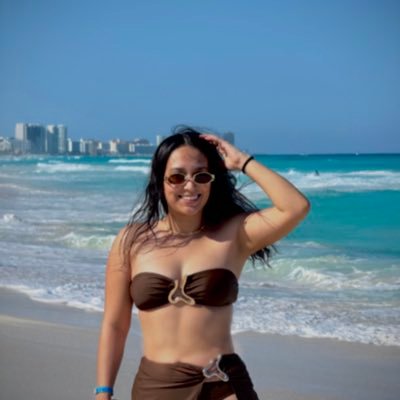 eliveth_rg's profile picture. 