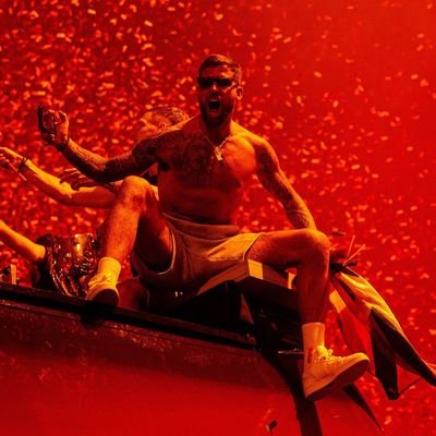 maheshnotbabu's profile picture. Basically, a homebody with some socials in the meantime I crunch lays and listen to Music. I can also speak three languages including Spanish | Barça