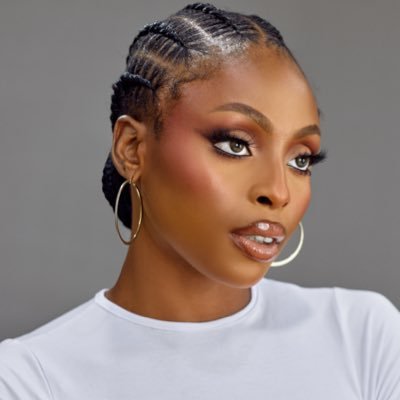 I’m an artist, and my tool is Makeup! Available for bookings, Instagram- https://t.co/ff1iJ8zQO3 🦄