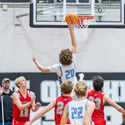 AveryNeathery's profile picture. C/O 2028 Triopia High School 🏀🏈, 6’3”Guard Midpro Academy 🏀