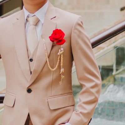 velouraz's profile picture. He/Him - 18 - Pacil 💙❤️