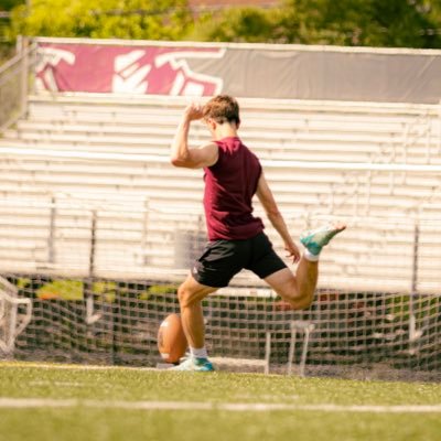 @TCHSfootball24 K | 4.5⭐️| 2026 | @Prokickercom Top Prospect | 3.8 GPA blake.hitchcock1121@gmail.com 859-354-7876