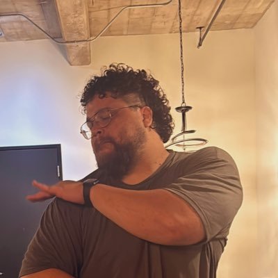 32 I Wrestling YouTuber I Handsome I Fun. For business inquiries: heartpheltbusiness@gmail.com
