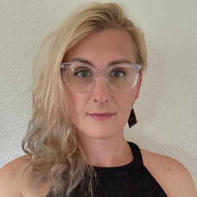 🪴👩🏼💻🧘🏼♀️🏳️⚧️🔮✨🌕🐇| She/Her | weeb | nerd | goober | hack-a-doodler | smartest airhead | https://t.co/Edx234I8sK