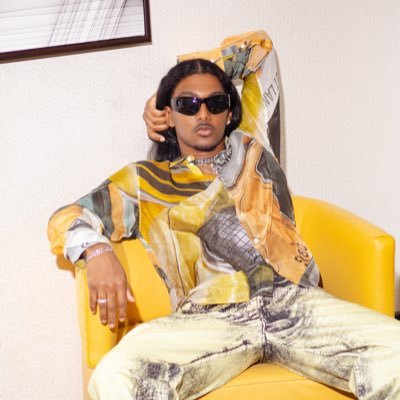 Retired rockstar. Creative director amongst other things. Welcome to my madness.