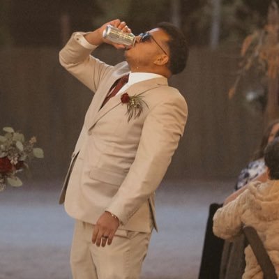 Comedian. I’m a savage, I’m a asshole, I’m a king. Grown ass superhero🇸🇻 🇲🇽