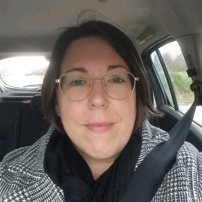 ElissenEstelle's profile picture. 